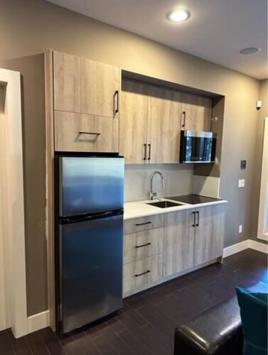 Scenic Golf Course Stay – Close to Big White Ski Resort