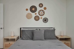 2 quartos, ferros/tábuas de passar roupa, Wi-Fi, roupa de cama