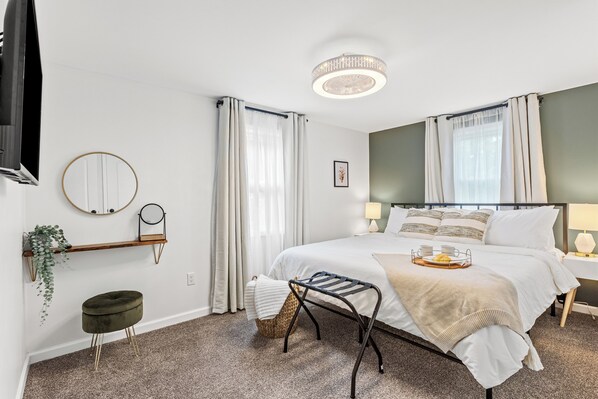 2 habitaciones, tabla de planchar con plancha, wifi y ropa de cama 