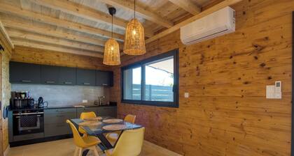 Le Pech Ăternel : Lodge SPA des Acacias