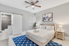 3 bedrooms, iron/ironing board, WiFi, bed sheets