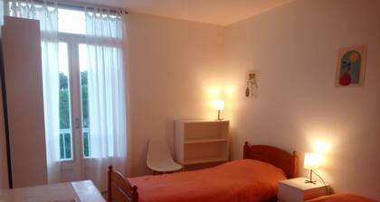 Chambre chez l'habitant Ă Toulouse avec Wi-Fi