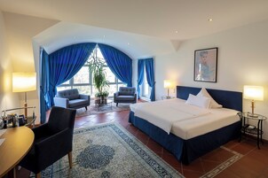 Habitación Confort doble, balcón | Escritorio, espacio para trabajar con un portátil, wifi gratis