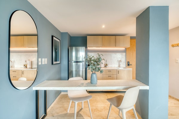 City Studio | In-room dining