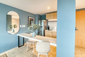 City Studio | In-room dining