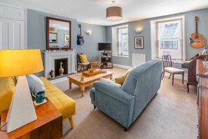 TV - 2 Bed in Ilfracombe (oc-f31994) (Ilfracombe)