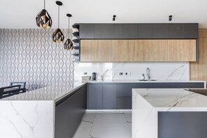 Private kitchen - SPECTACULAR FARM WITH PRIVATE SWIMMING POOL IN VILLAVICENCIO - META - COL (villavicencio)