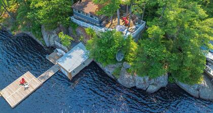 Hennessy Lake House, Port Carling Waterfront Property