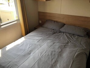 3 habitaciones, wifi gratis y ropa de cama