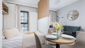 Fer et planche Ă repasser, Wi-Fi, draps fournis