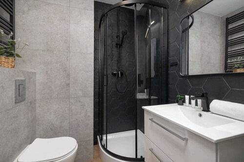 Stylish Apartment in the Center of Katowice | Balcony