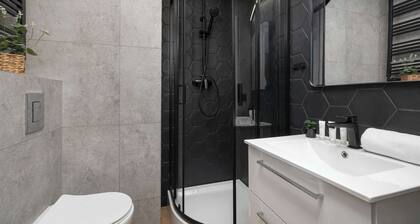 Stylish Apartment in the Center of Katowice | Balcony