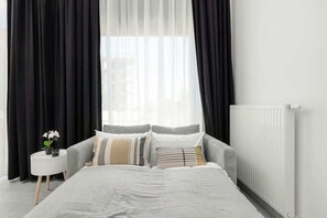 Bügeleisen/Bügelbrett, WLAN, Bettwäsche