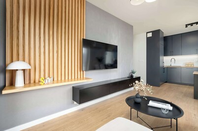 Elegant Apartment | Balcony, Parking, Air Conditioning