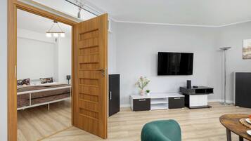 1 chambre, fer et planche à repasser, lit parapluie, Wi-Fi