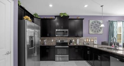 Perfect Family vacation home mins to major theme parks nestled in champions gate