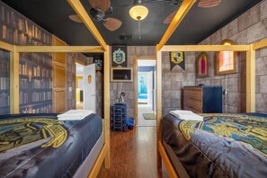 8 chambres, fer et planche à repasser, Wi-Fi gratuit, draps fournis