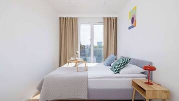 1 habitación, tabla de planchar con plancha y wifi