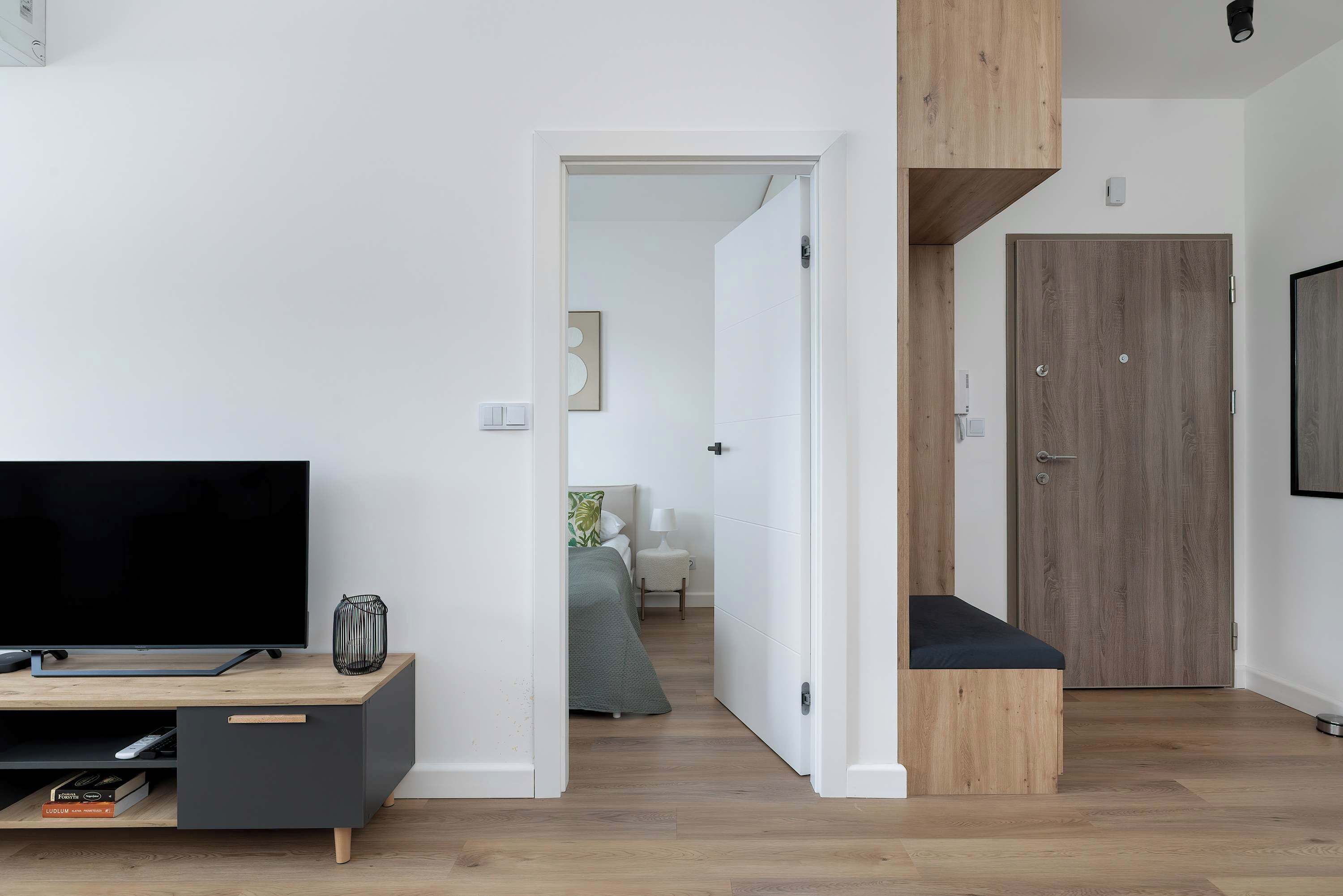 1 bedroom, desk, iron/ironing board, travel crib