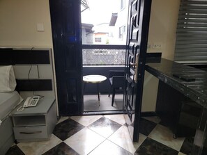 Deluxe-Apartment, Nichtraucher, Stadtblick | Terrasse/Patio