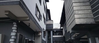 House 44