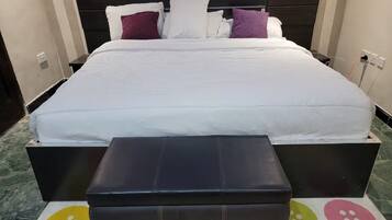 Deluxe Apartment, Non Smoking, City View