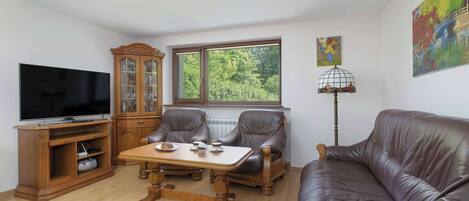 Televisión y oficina