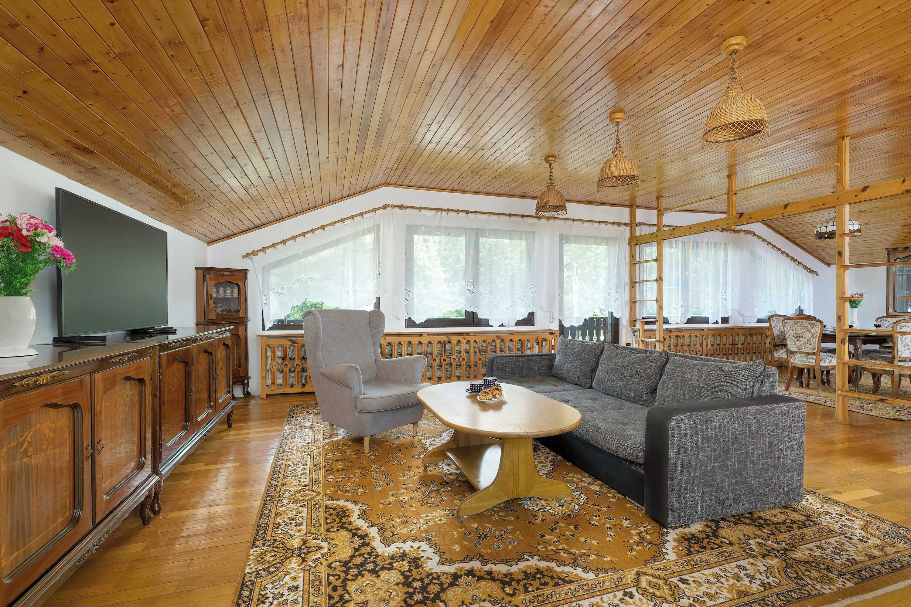 Télévision, espaces bureaux