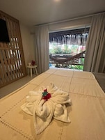 Espacio para trabajar con laptop y wifi gratis