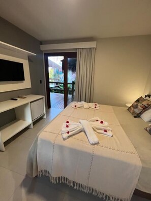 Suíte Casal Com Vista para o Jardim | Laptop workspace, free WiFi