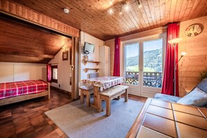 1 bedroom, iron/ironing board, WiFi