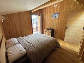 2 chambres, bureau, Wi-Fi gratuit, draps fournis