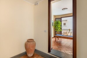 Interior - GuestHost - Central Apartment Palermo (Palermo)