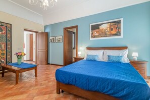 1 bedroom, iron/ironing board, travel cot