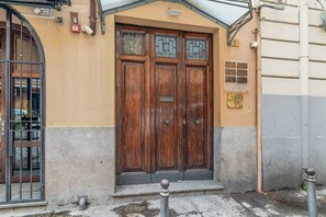 Exterior detail - GuestHost - Central Apartment Palermo (Palermo)
