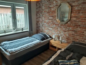 2 bedrooms, free WiFi, bed sheets