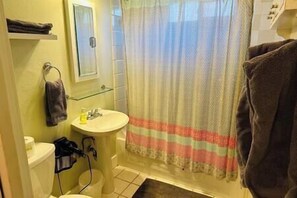 Hair dryer, towels