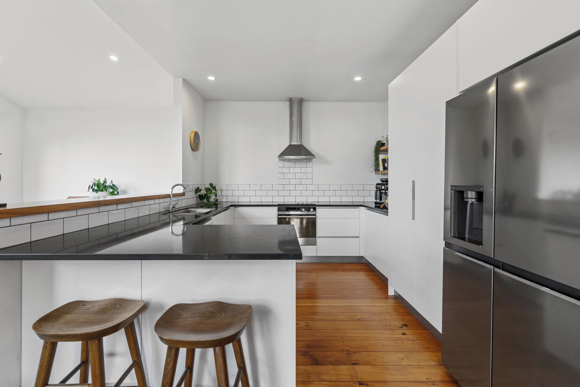 Fridge, microwave, dishwasher, coffee/tea maker