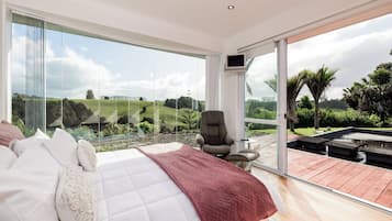 5 makuuhuonetta, silitysrauta/-lauta, Wi-Fi