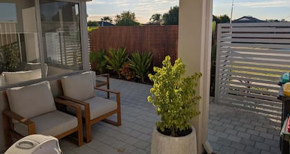 Charming convenience in central Wembley - whole home with yard, pets welcome