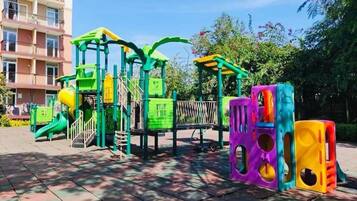 Children's play area - outdoor