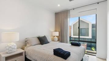 3 soveværelser, skrivebord, strygejern/strygebræt, Wi-Fi