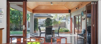 Large Home in Applecross with secure yard - single level, parking