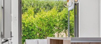 Ocean Views Secure Apartment