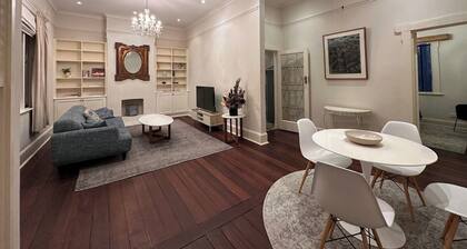 Single level 2 bedroom house with big yard and parking, pets welcome