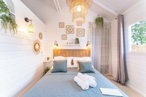 1 bedroom, travel cot, WiFi