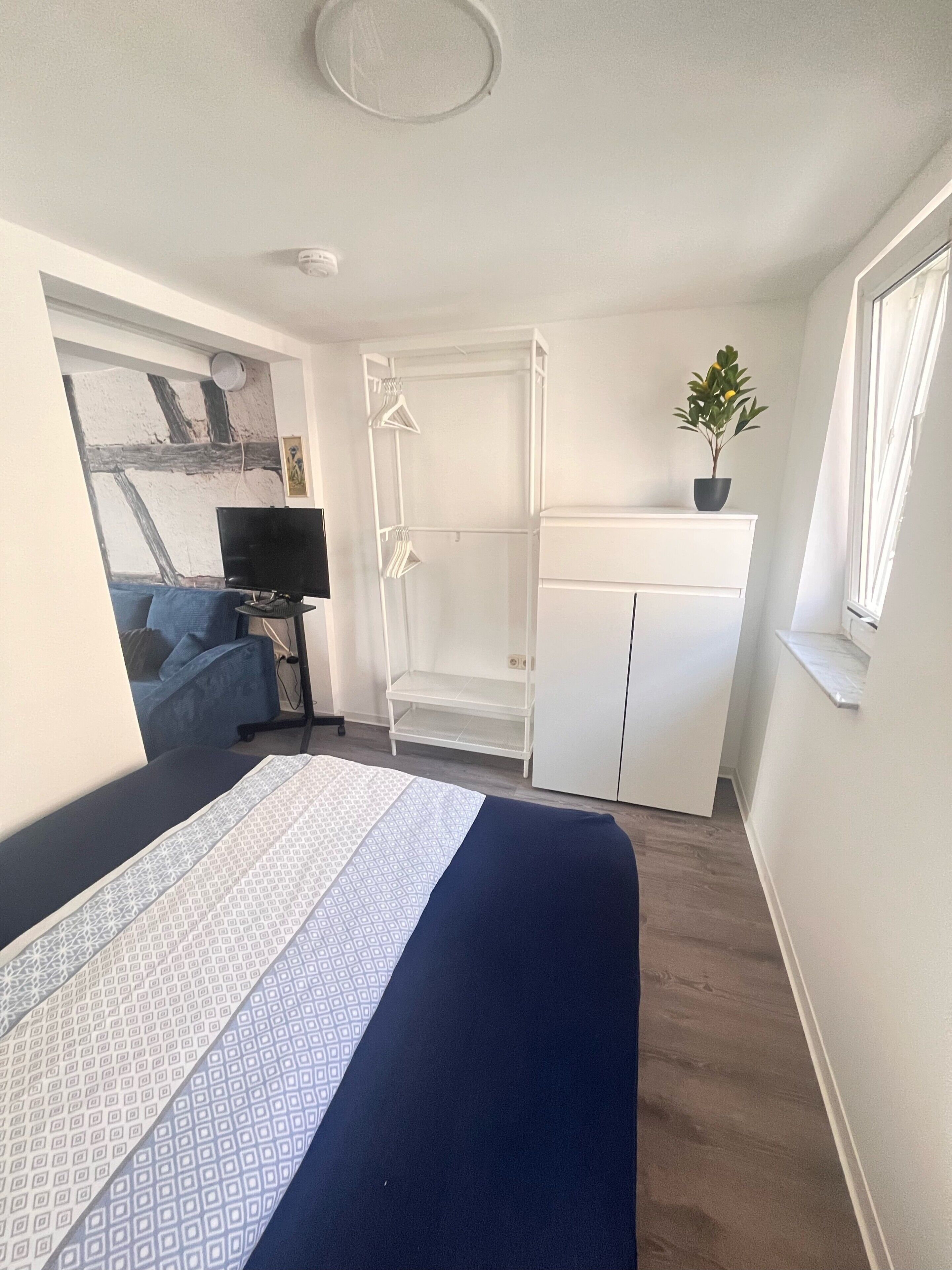 1 slaapkamer, een strijkplank/strijkijzer, wifi, beddengoed