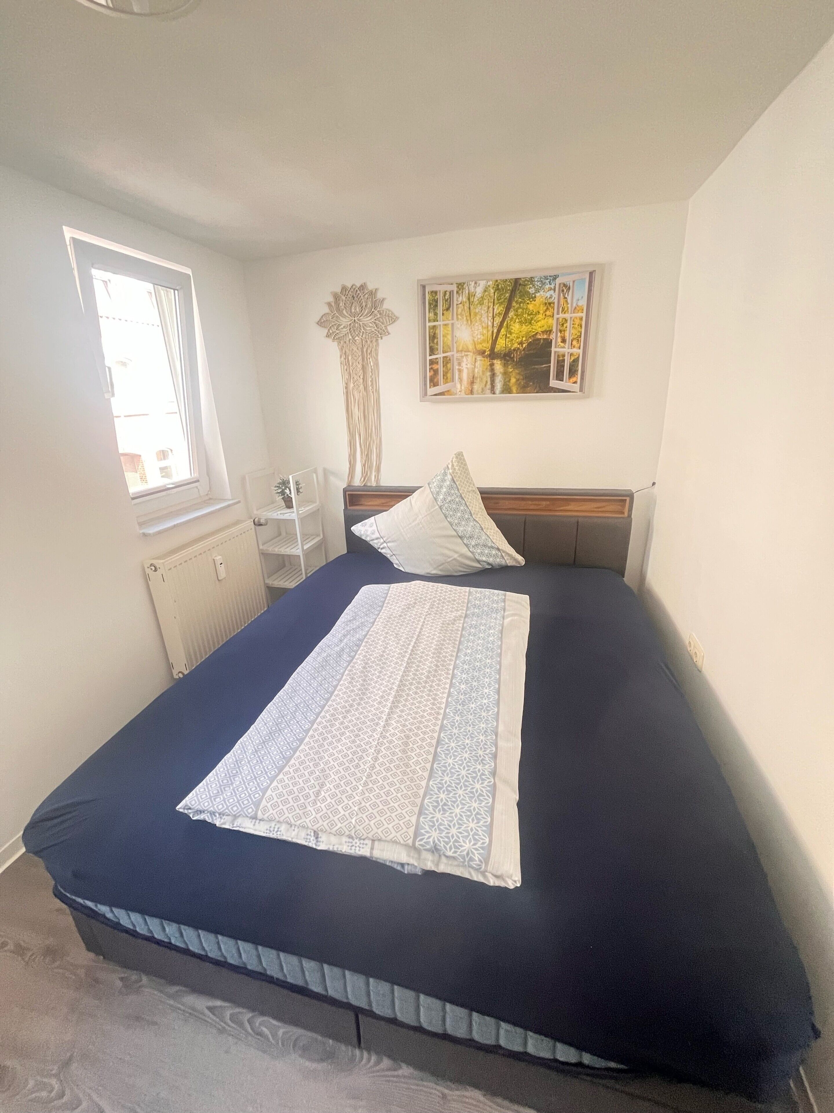 1 habitación, tabla de planchar con plancha, wifi y ropa de cama 