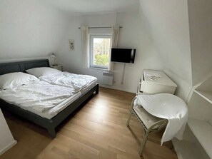 3 bedrooms, WiFi