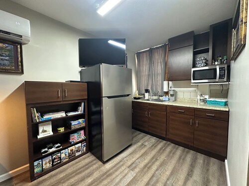 Reel Relaxation - Near Stockton Lake - Greenfield, MO